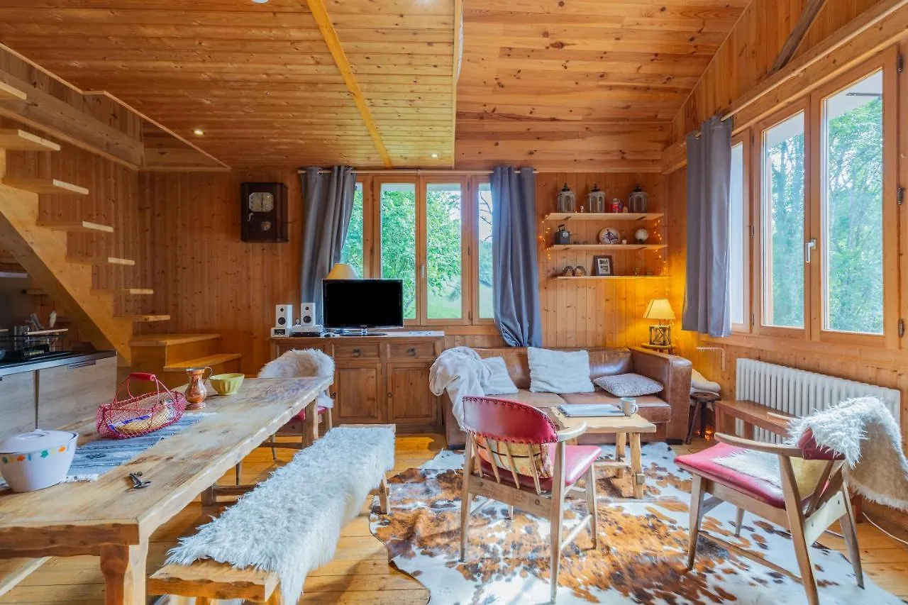 Quiet And Authentic Mountain Chalet Saint-Pierre-en-Faucigny