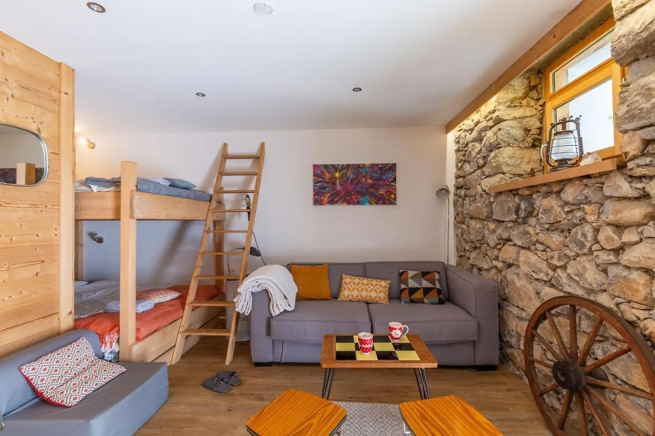 Quiet And Authentic Mountain Chalet Saint-Pierre-en-Faucigny France