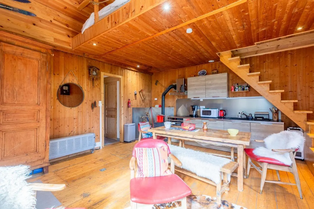 Quiet And Authentic Mountain Chalet Saint-Pierre-en-Faucigny